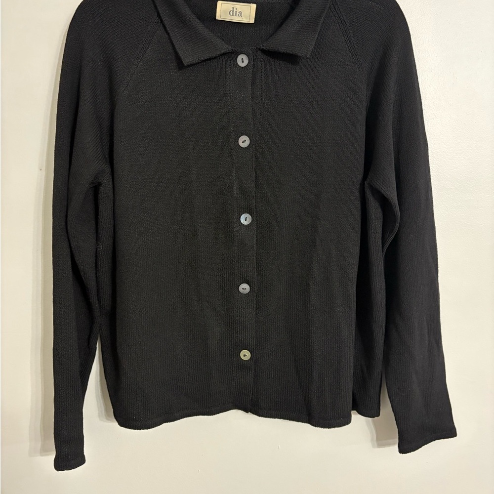 dia wool blend Black Button-Up polo style cardigan Size Medium NWOT